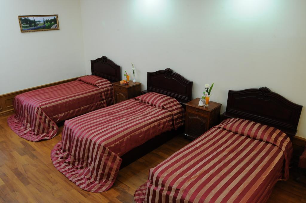 Royal Reward Resort Pyin U Lwin Exterior foto